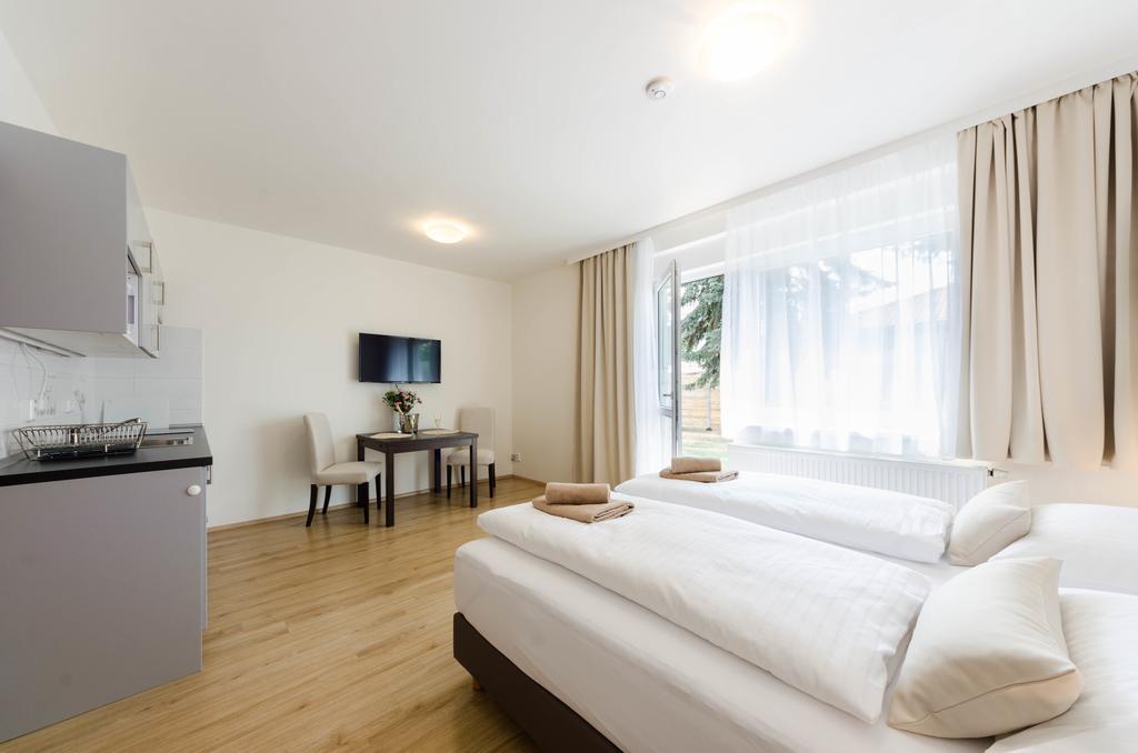 Pension Zlicin Prague Chambre photo